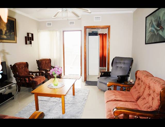 2 BEDROOM APARTMENT FOR SALE IN MALVERN